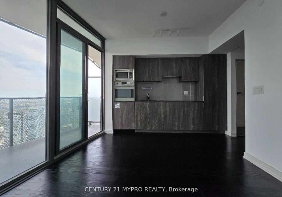 11-wellesley-street-toronto-toronto-ontario-c13589294