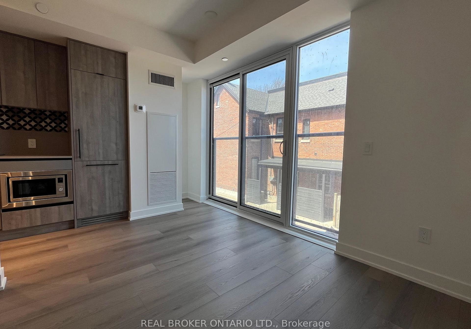 5-lakeview-avenue-toronto-toronto-ontario-c13589304