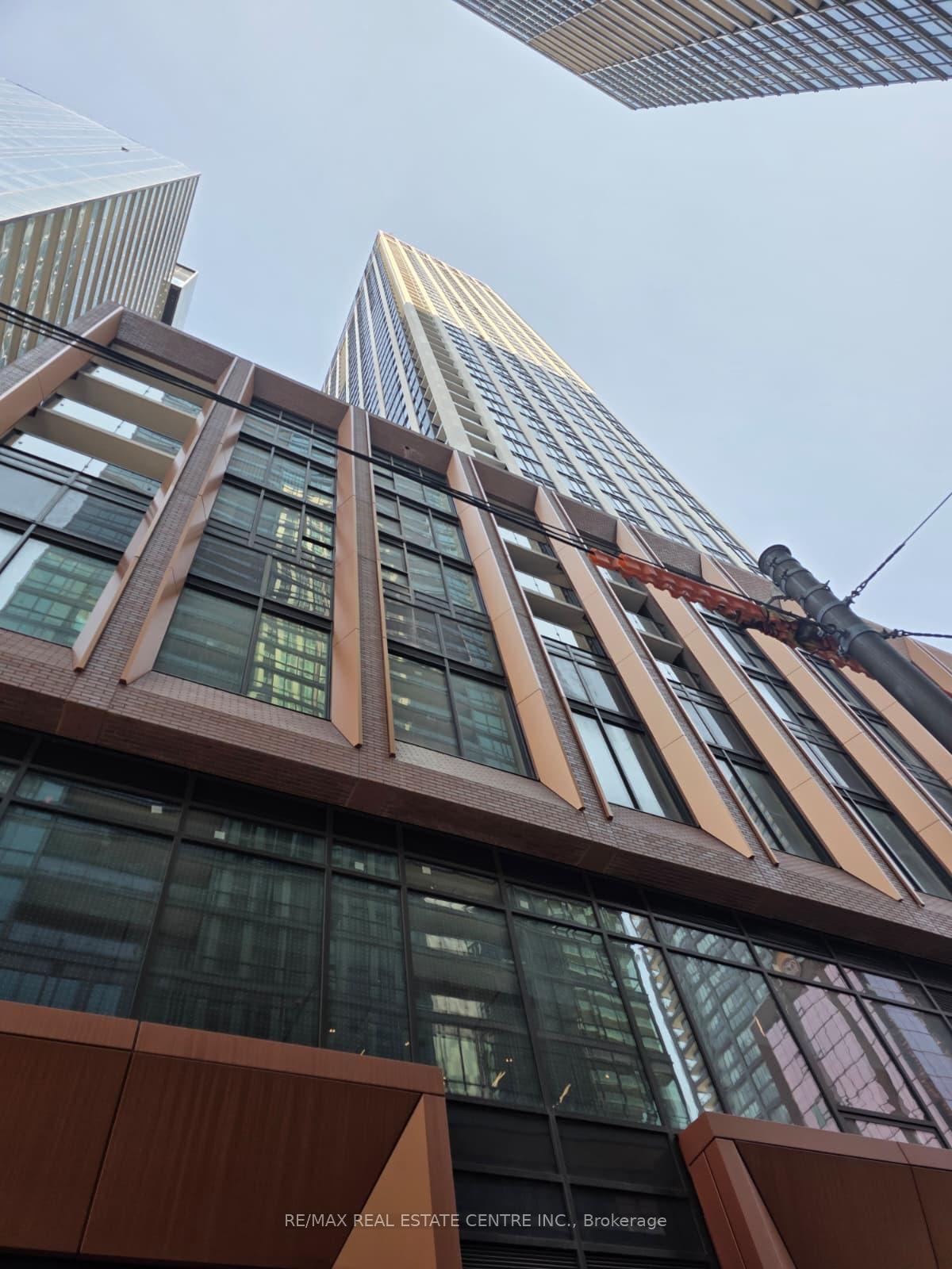 400-king-street-w-toronto-toronto-ontario-c13589426
