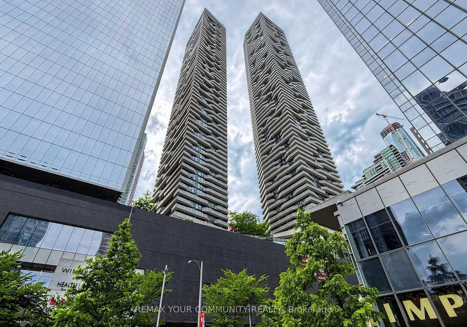 88-harbour-street-toronto-toronto-ontario-c13589474