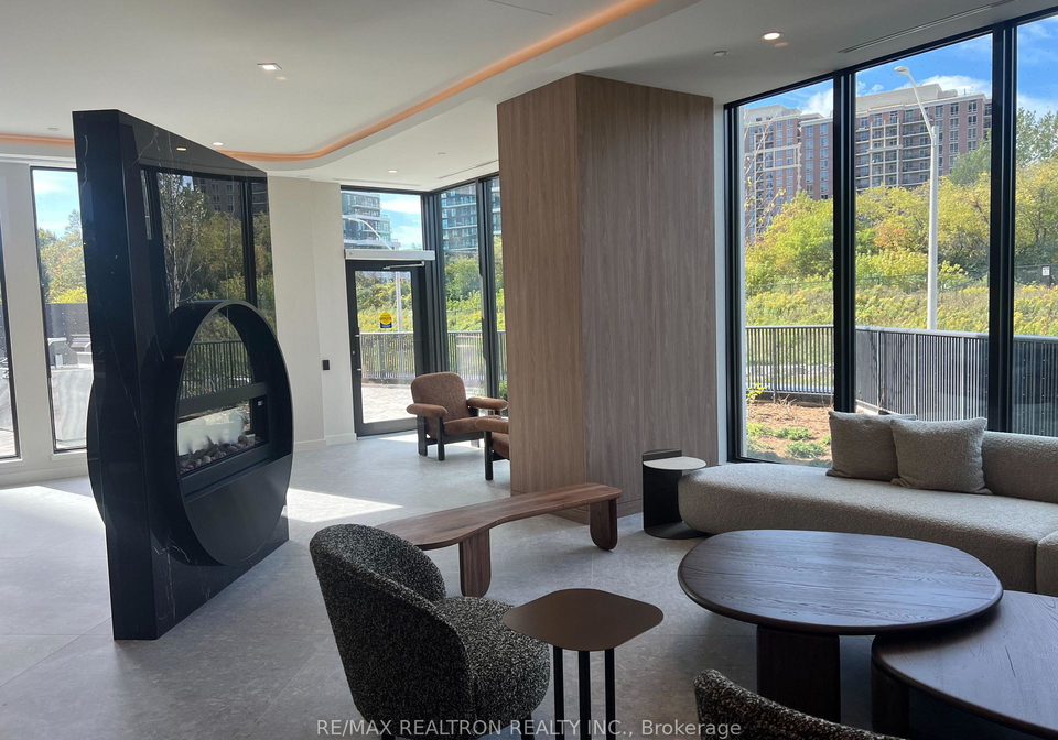 1-kyle-lowry-road-toronto-north-york-ontario-c13589552
