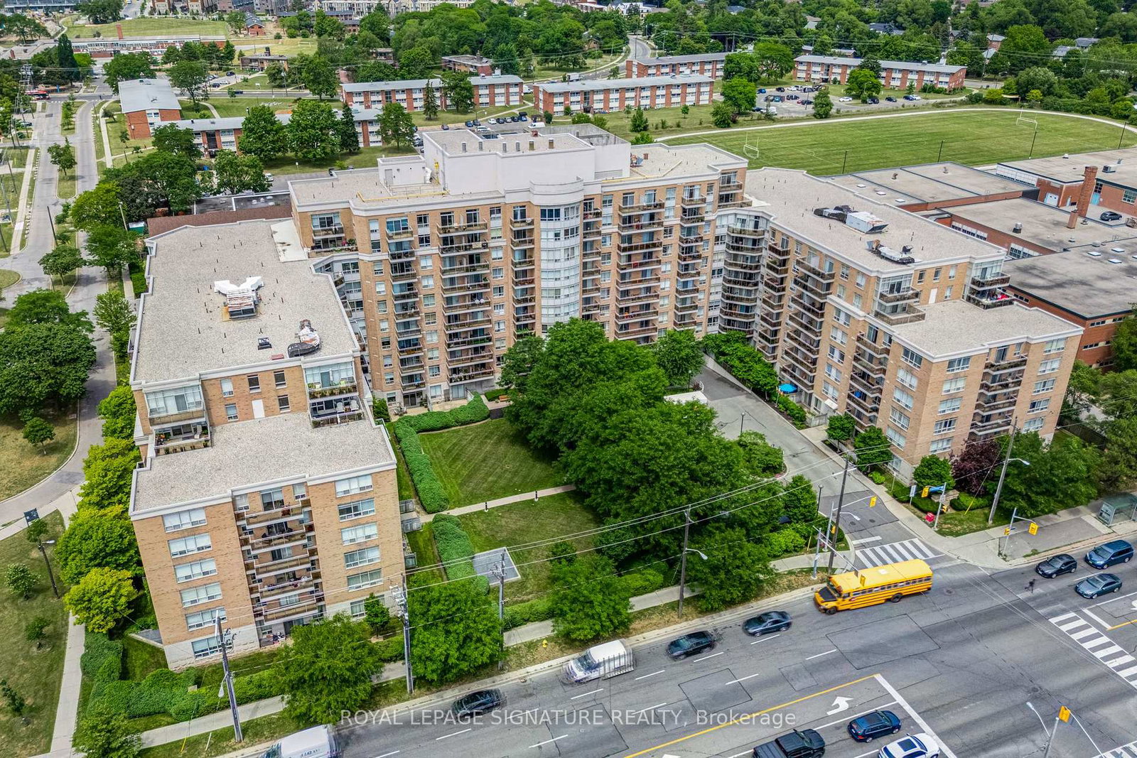 650-lawrence-avenue-w-toronto-toronto-ontario-c13589620