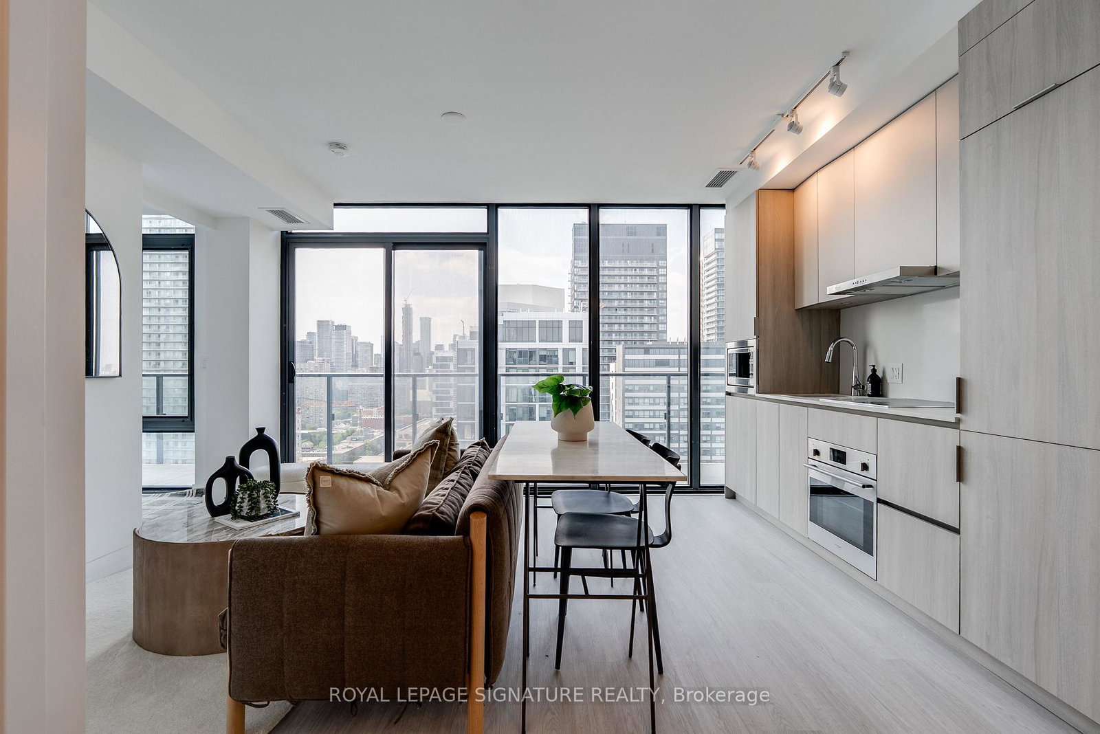 47-mutual-street-toronto-toronto-ontario-c13589754
