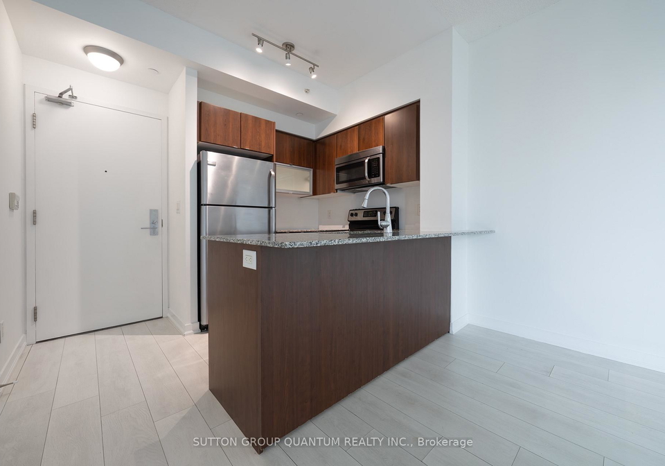 150-east-liberty-street-toronto-toronto-ontario-c13589892