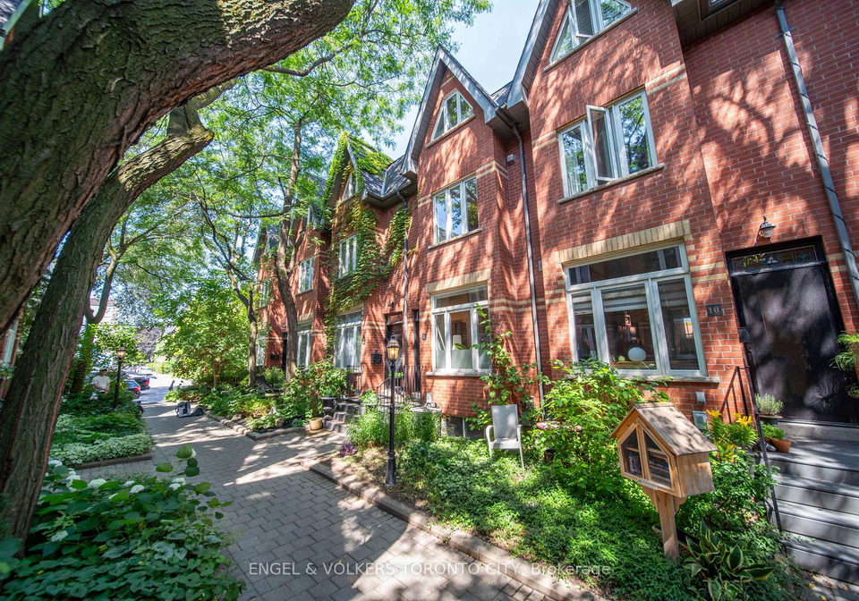 8-old-trillium-lane-toronto-toronto-ontario-c13589960