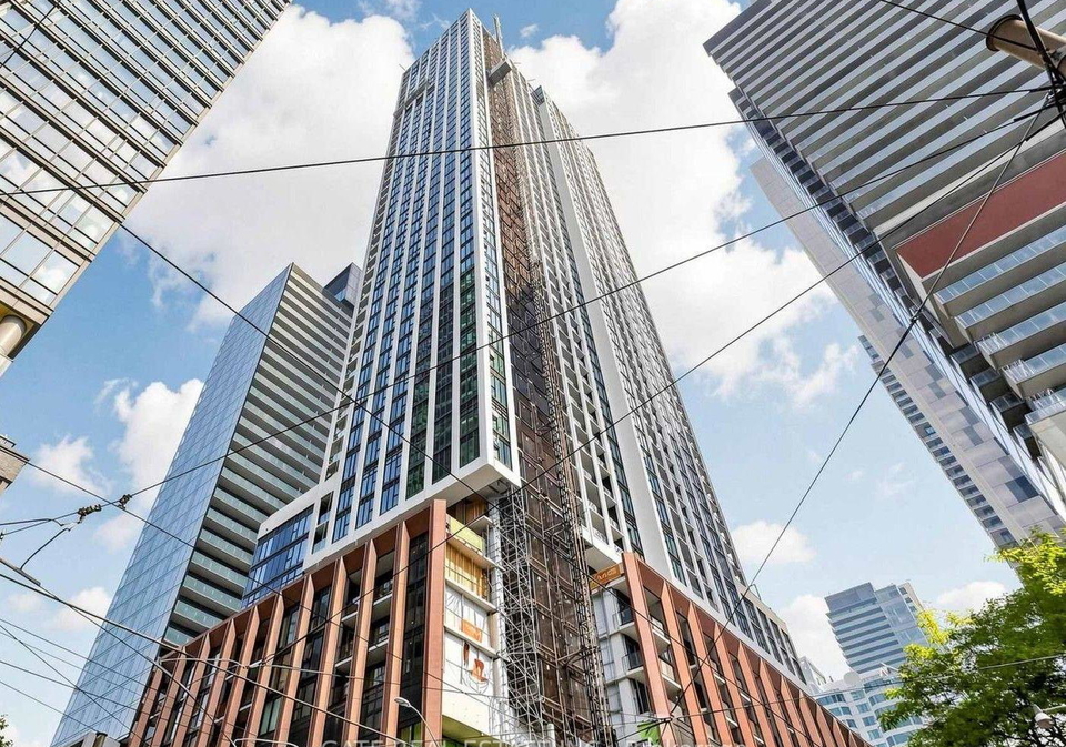 400-king-street-w-toronto-toronto-ontario-c13590080