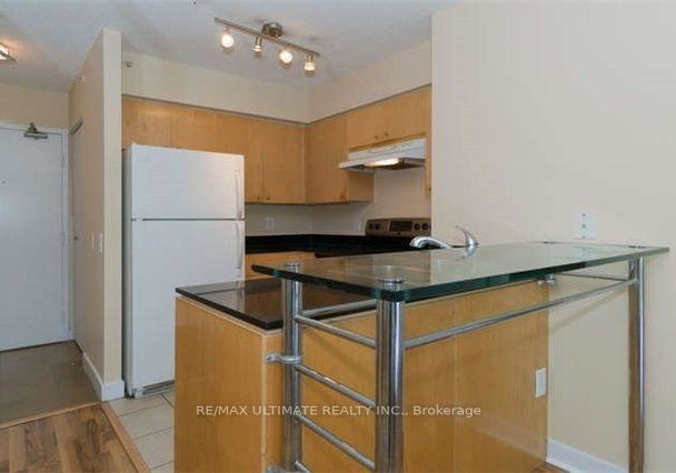 361-front-street-w-toronto-toronto-ontario-c13590176