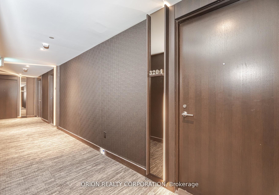 11-yorkville-avenue-toronto-toronto-ontario-c13590278
