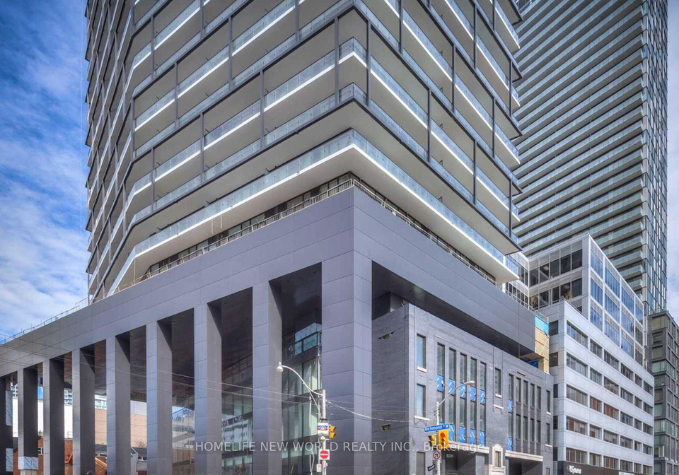 125-peter-st-street-toronto-toronto-ontario-c13590414