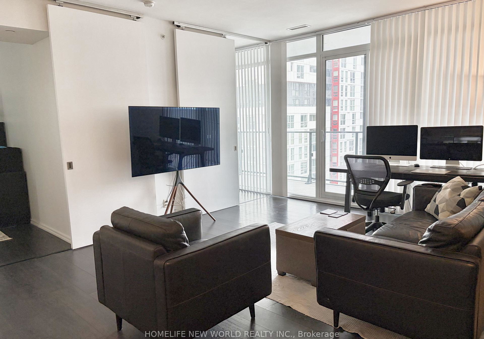 125-peter-st-street-toronto-toronto-ontario-c13590414