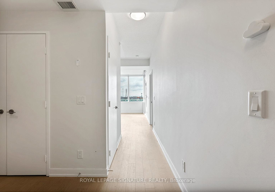 120-bayview-avenue-toronto-toronto-ontario-c13590512