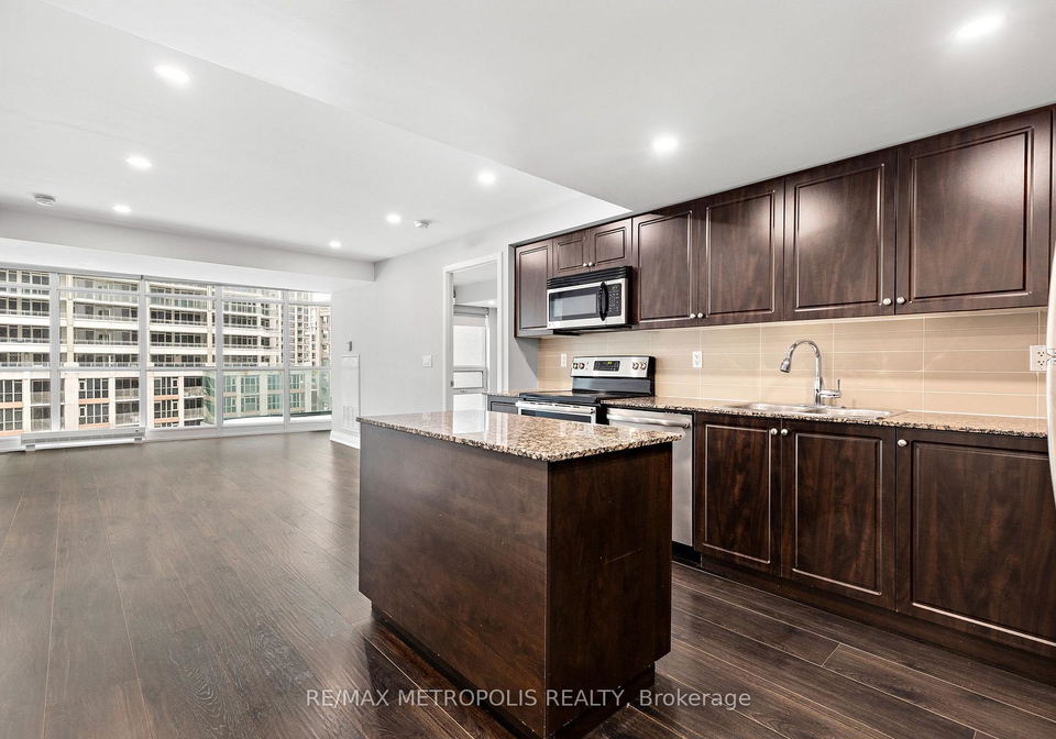 209-fort-york-boulevard-toronto-toronto-ontario-c13590640