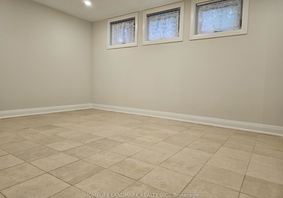 155-churchill-avenue-toronto-toronto-ontario-c13590758
