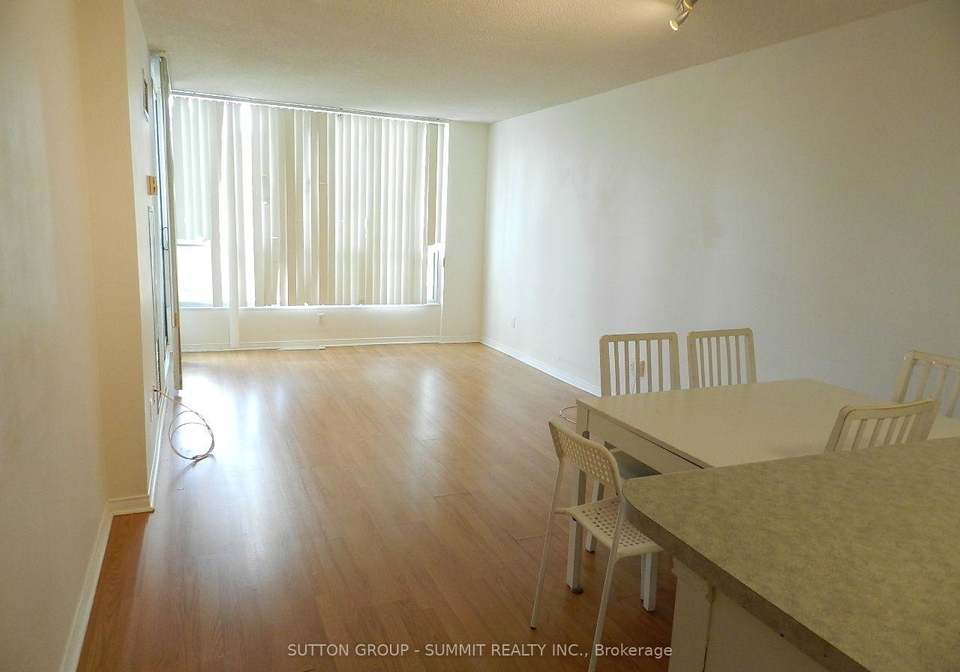 750-bay-street-toronto-toronto-ontario-c13591098
