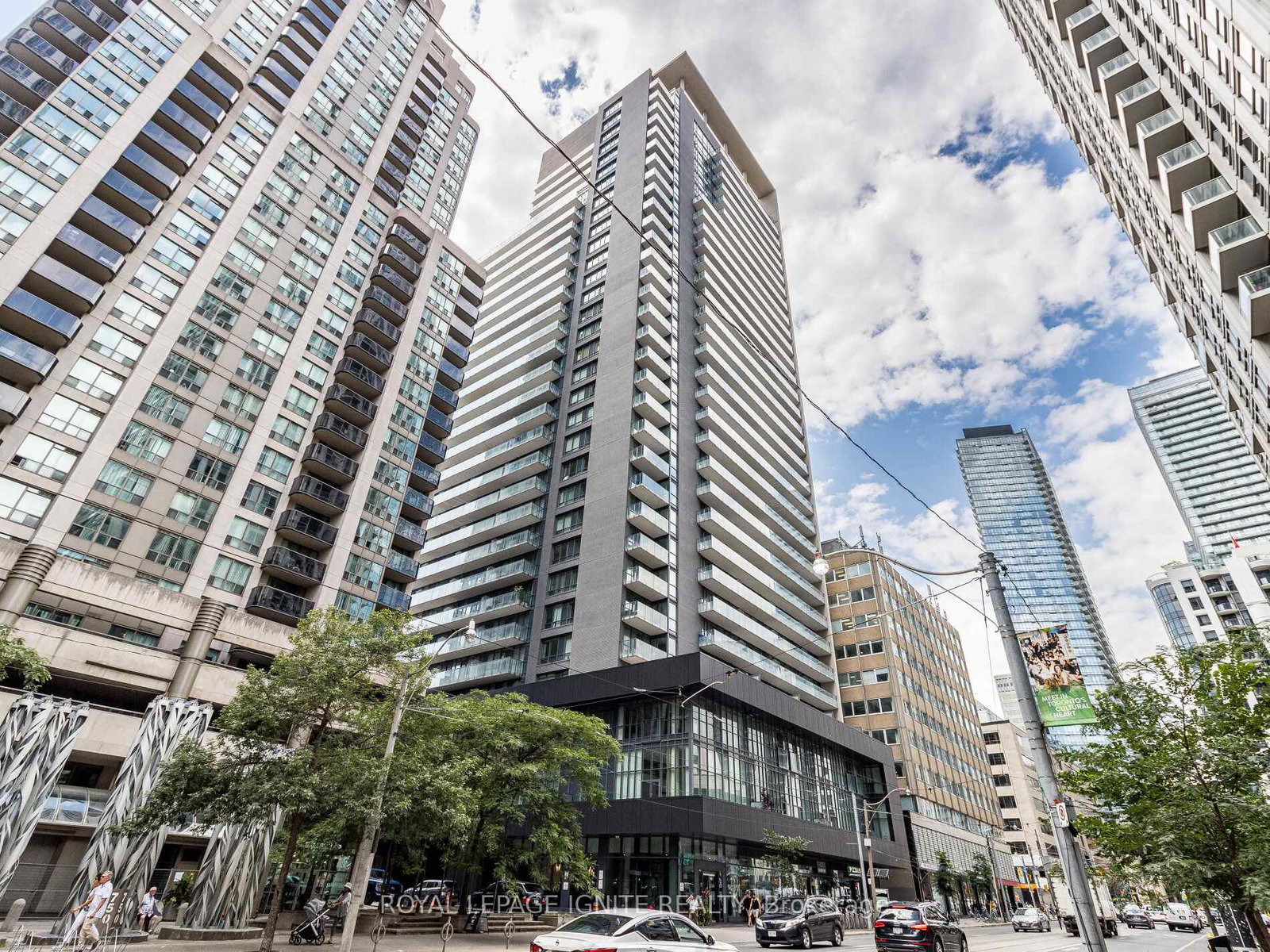 770-bay-street-toronto-toronto-ontario-c13591130