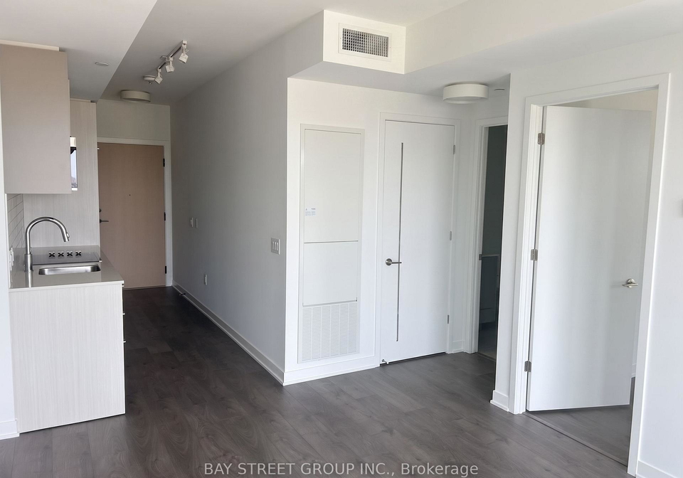 10-oak-street-toronto-toronto-ontario-c13591310