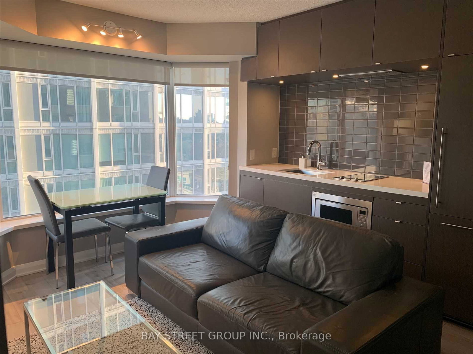 155-yorkville-avenue-toronto-toronto-ontario-c13591356