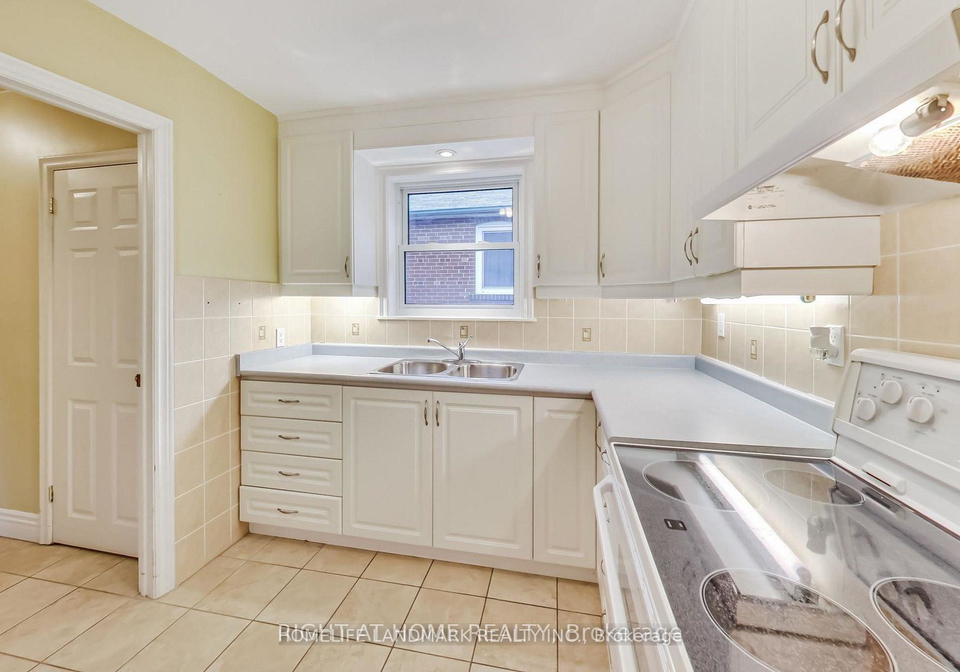 95-poyntz-avenue-toronto-toronto-ontario-c13591406