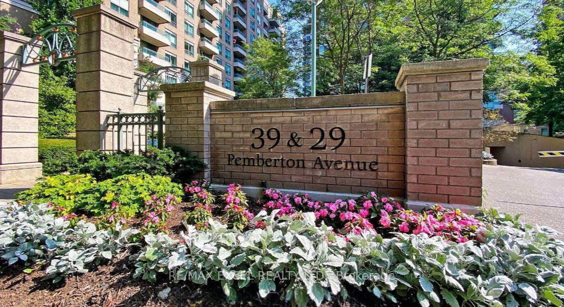 39-pemberton-avenue-toronto-north-york-ontario-c13591486