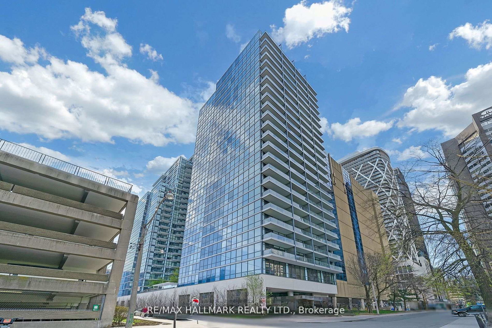 210-simcoe-street-toronto-toronto-ontario-c13591650