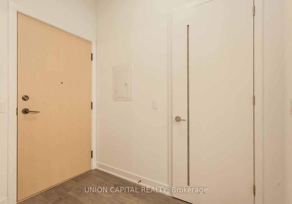 10-oak-street-toronto-toronto-ontario-c13592166