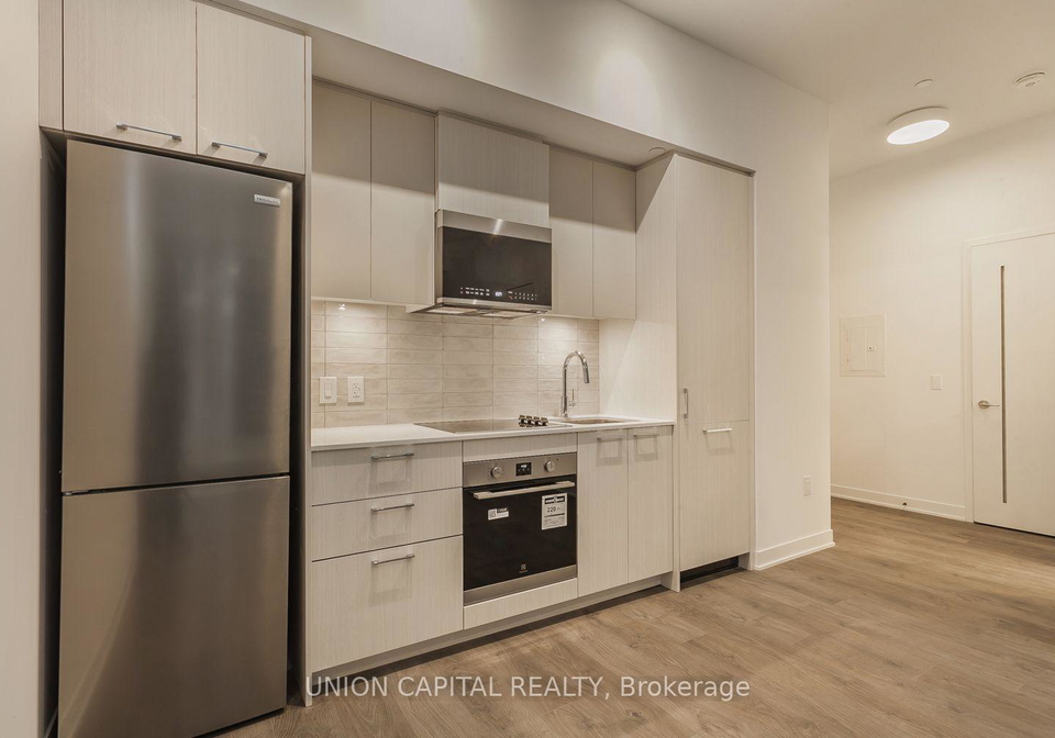 10-oak-street-toronto-toronto-ontario-c13592166