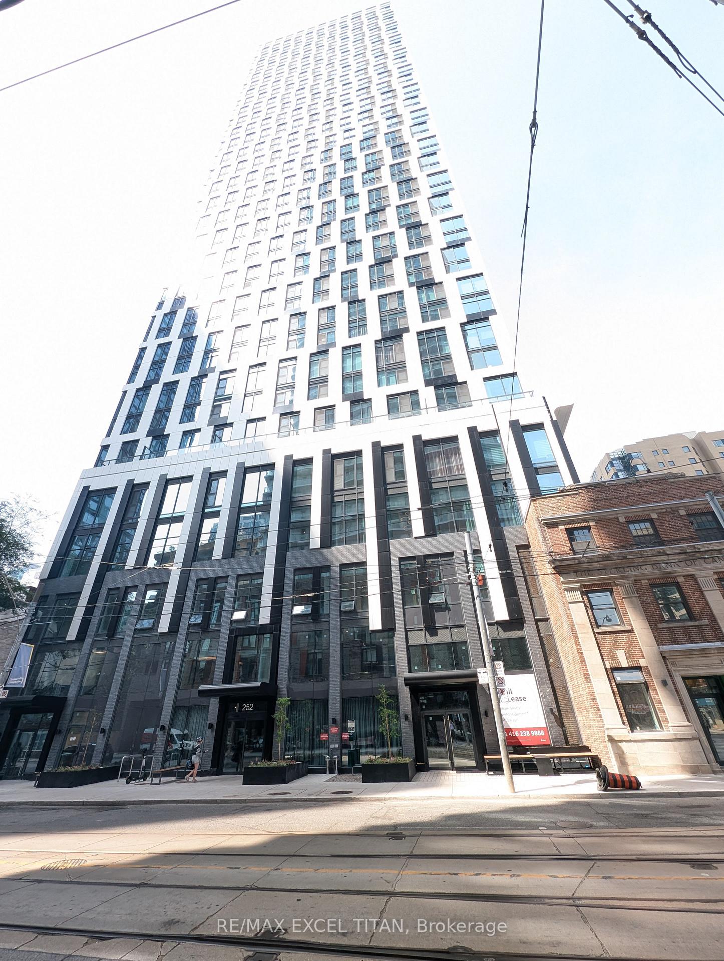252-church-street-toronto-toronto-ontario-c13592706
