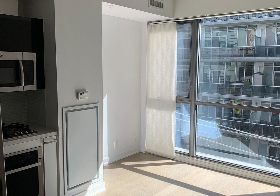 39-brant-street-toronto-toronto-ontario-c13592730