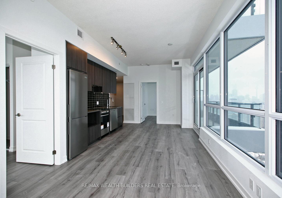 395-bloor-street-e-toronto-toronto-ontario-c13592732