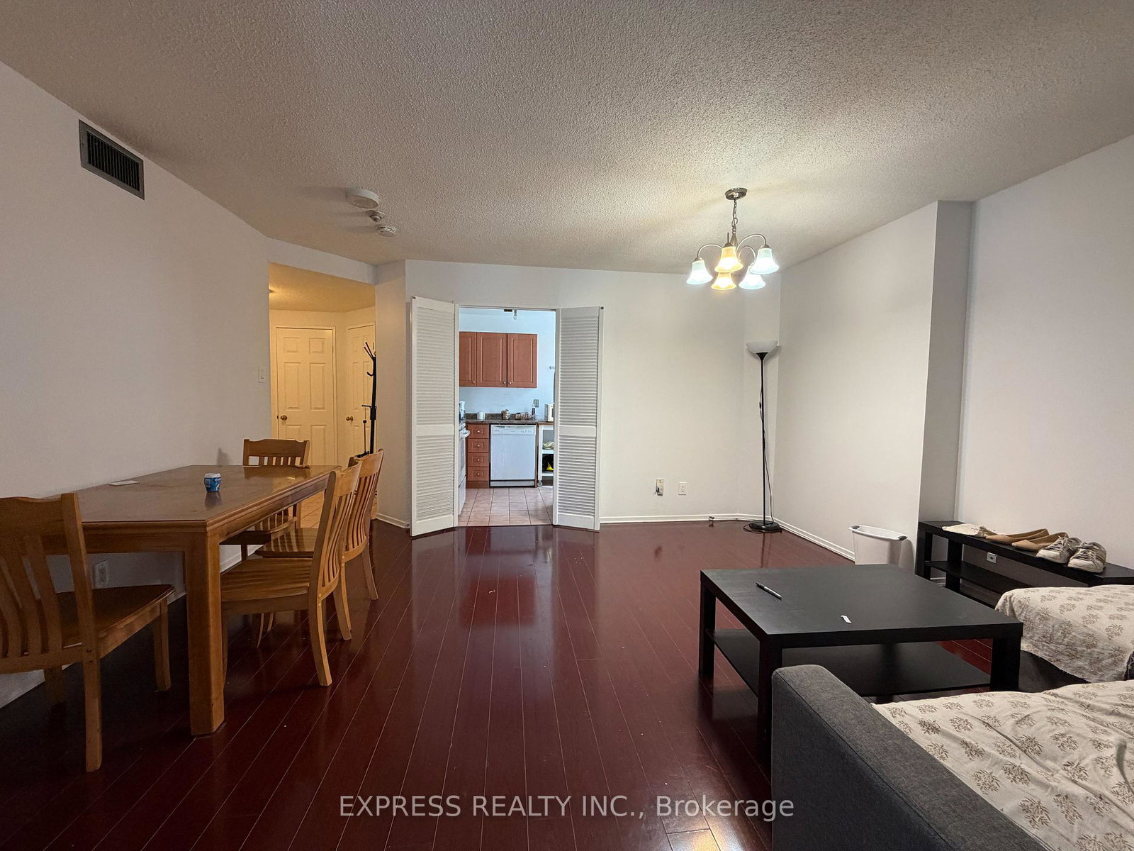 55-centre-avenue-toronto-toronto-ontario-c13592806