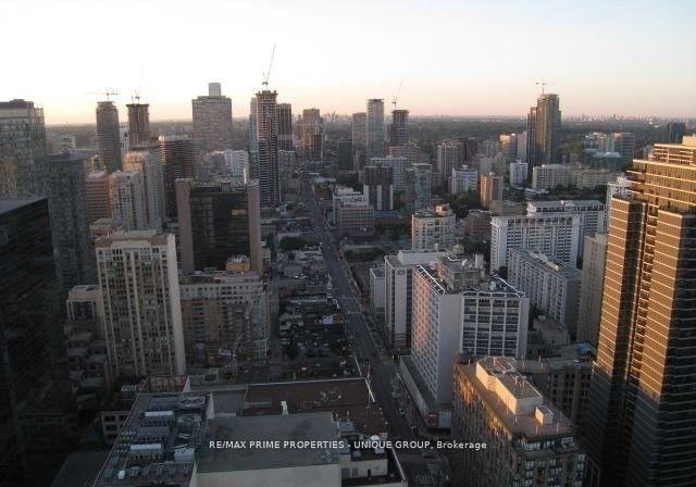 386-yonge-street-toronto-toronto-ontario-c13592832