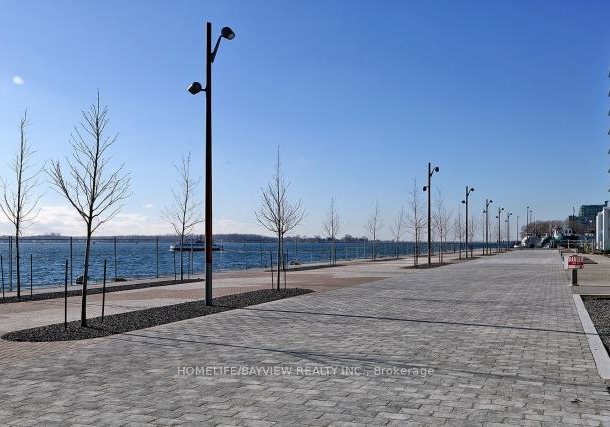 39-queens-quay-e-toronto-toronto-ontario-c13592886