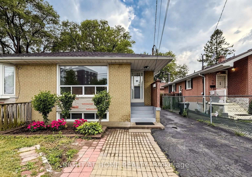 76-fenside-drive-toronto-north-york-ontario-c13592988
