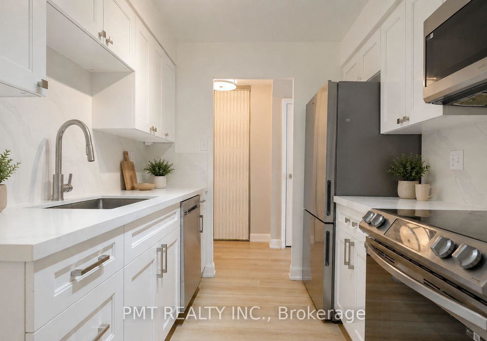 4001-don-mills-road-toronto-north-york-ontario-c13593248