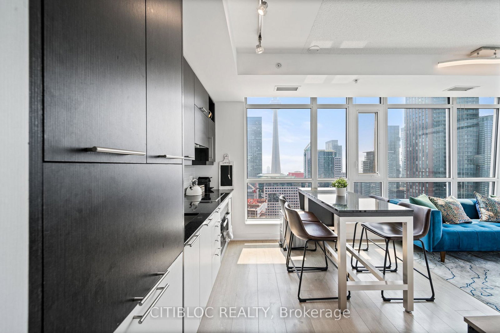 30-nelson-street-toronto-toronto-ontario-c13593354
