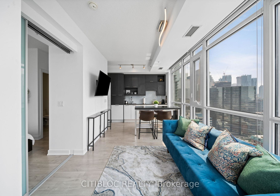 30-nelson-street-toronto-toronto-ontario-c13593354