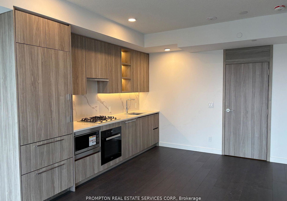 68-esther-shiner-boulevard-toronto-north-york-ontario-c13593428