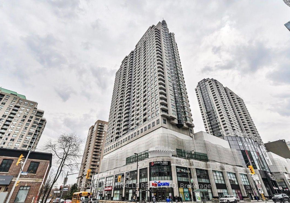 33-empress-avenue-toronto-north-york-ontario-c13593592