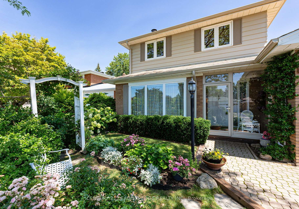 42-kamloops-drive-toronto-north-york-ontario-c13593650