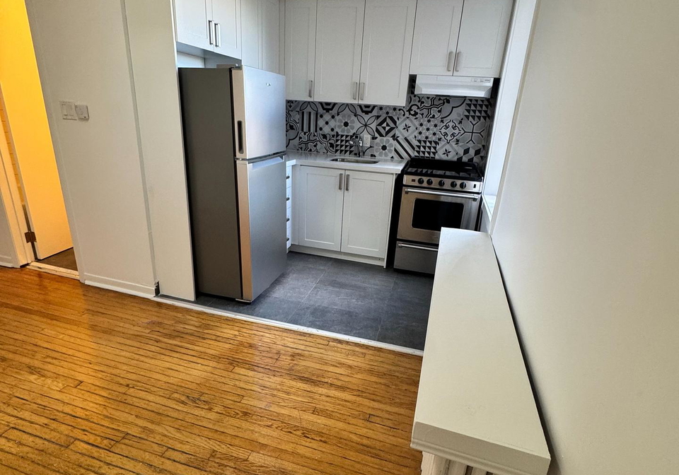 781-st-clair-avenue-w-toronto-toronto-ontario-c13593730