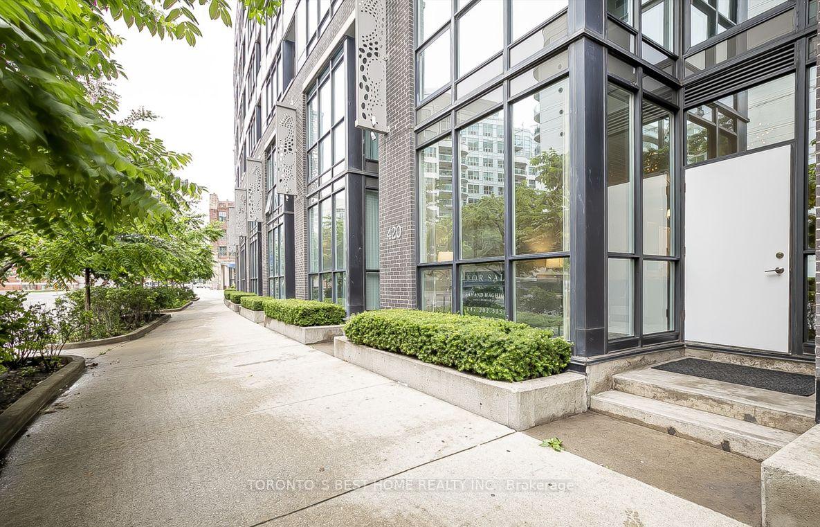 418-lake-shore-boulevard-w-toronto-toronto-ontario-c13593772