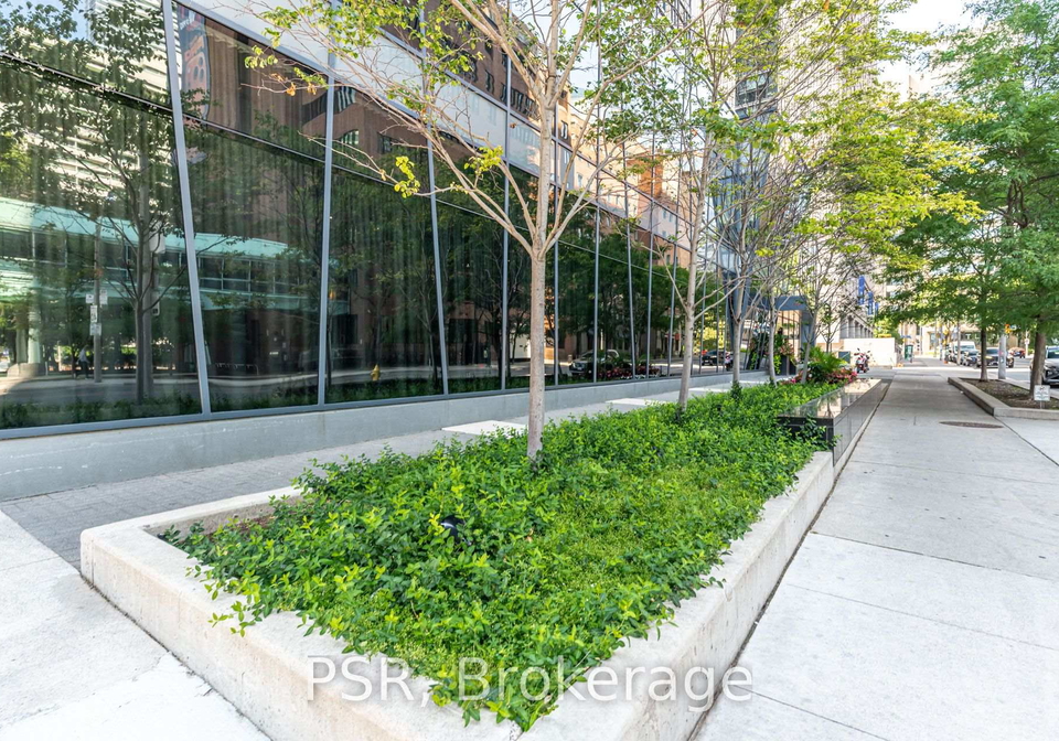 28-ted-rogers-way-toronto-toronto-ontario-c13593944