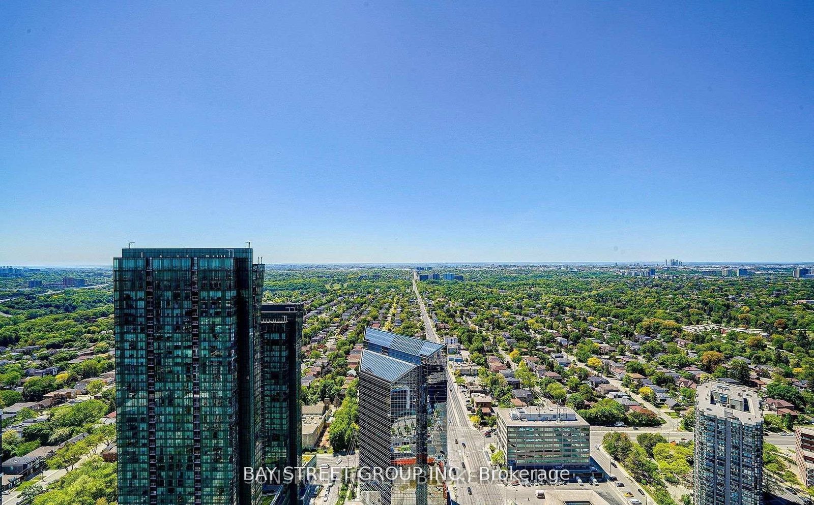 5-sheppard-avenue-e-toronto-north-york-ontario-c13594094