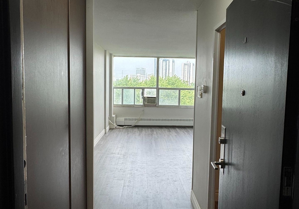 15-vicora-linkway-way-toronto-east-york-ontario-c13594158