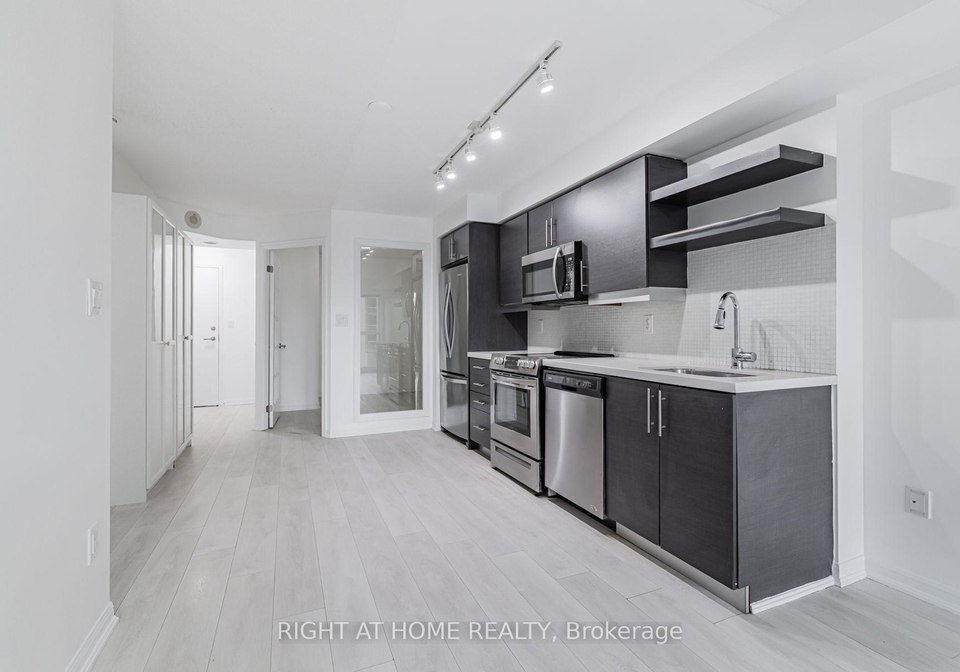 400-e-adelaide-street-e-toronto-toronto-ontario-c13594240
