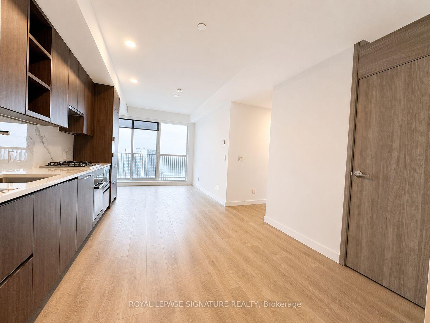 18-esther-shiner-boulevard-toronto-north-york-ontario-c13594342