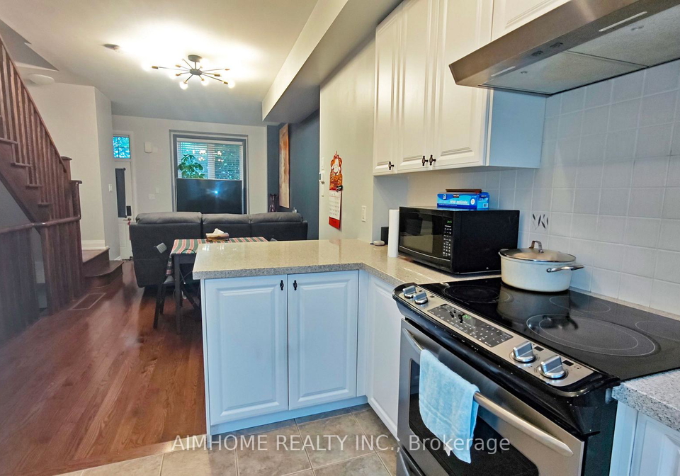 40-raffeix-lane-toronto-toronto-ontario-c13594454