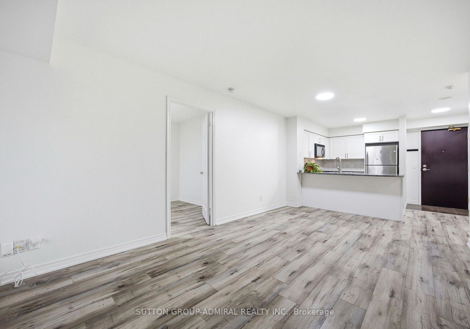 30-grand-trunk-crescent-toronto-toronto-ontario-c13594604