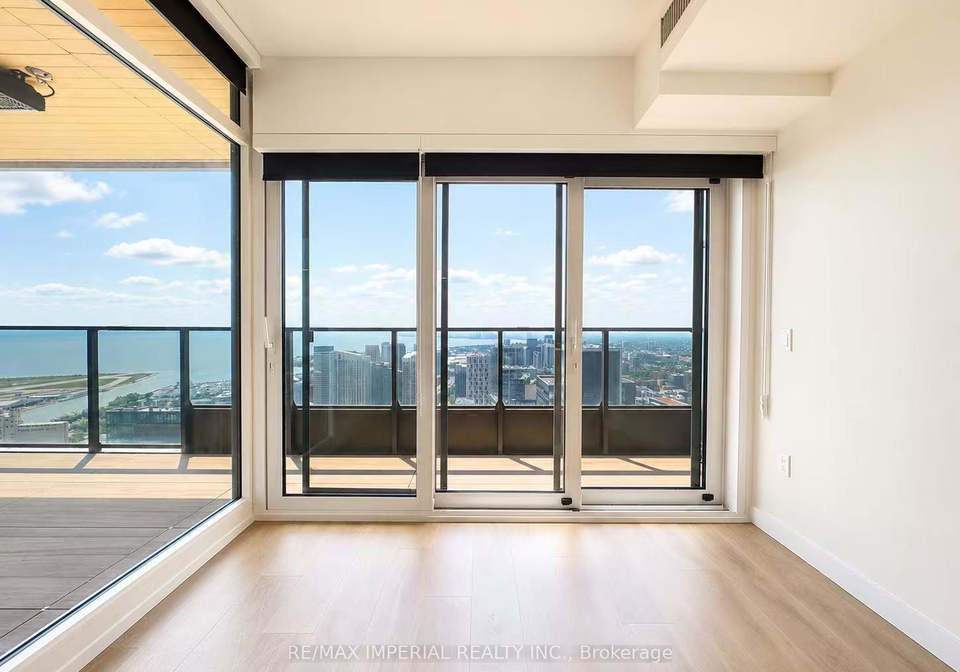 3-concord-cityplace-way-toronto-toronto-ontario-c13594670