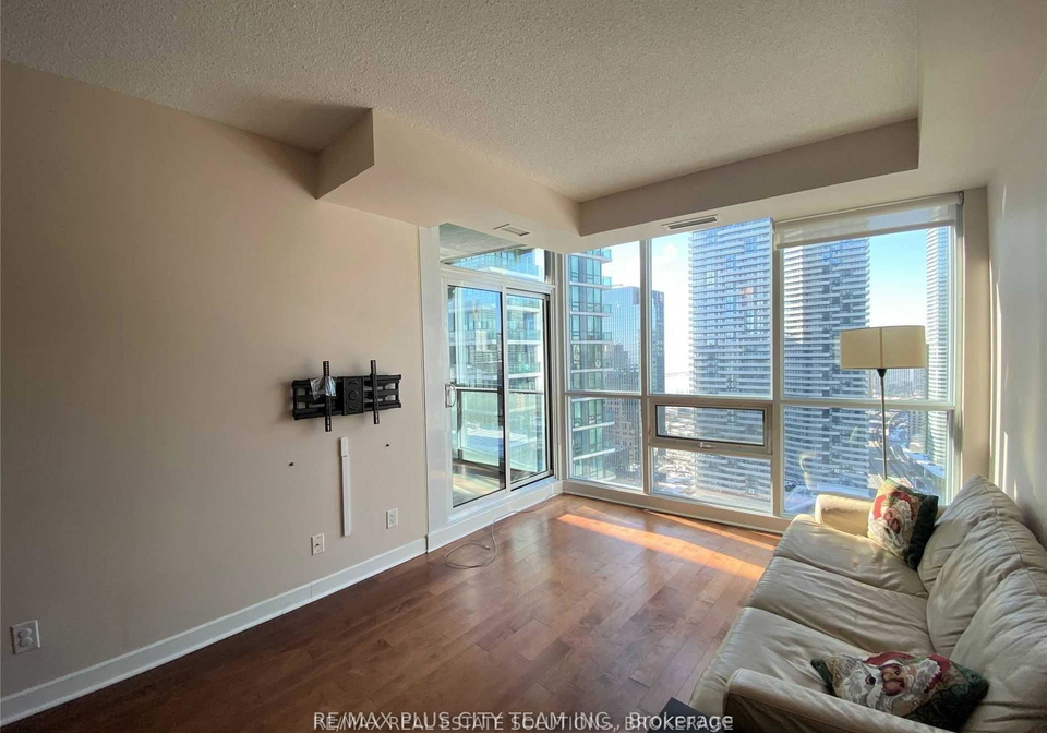 18-harbour-street-toronto-toronto-ontario-c13594690